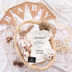 Digital Pregnancy Announcement / Pregnancy Reveal / Social Media / Gender Neutral / Facebook / Instagram / Boho / Person