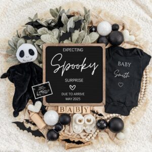 Halloween/Fall Digital Pregnancy Announcement / Pregnancy Reveal / Social Media / Gender Neutral / Facebook / Instagram