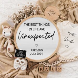 Digital Pregnancy Announcement / Pregnancy Reveal / Social Media / Gender Neutral / Facebook / Instagram / Boho / Person