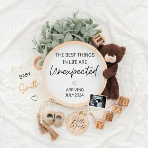 Digital Pregnancy Announcement / Pregnancy Reveal / Social Media / Gender Neutral / Facebook / Instagram / Boho / Person
