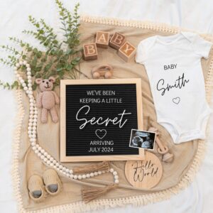 Digital Pregnancy Announcement / Pregnancy Reveal / Social Media / Gender Neutral / Facebook / Instagram / Boho / Person