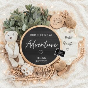 Digital Pregnancy Announcement / Pregnancy Reveal / Social Media / Gender Neutral / Facebook / Instagram / Boho / Person
