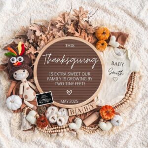 Thanksgiving Pregnancy Announcement Digital, Baby Announcement, Social Media Reveal / Giraffe / Digital pregnancy social