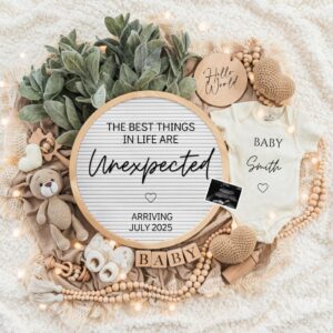 Digital Pregnancy Announcement / Pregnancy Reveal / Social Media / Gender Neutral / Facebook / Instagram / Boho / Person