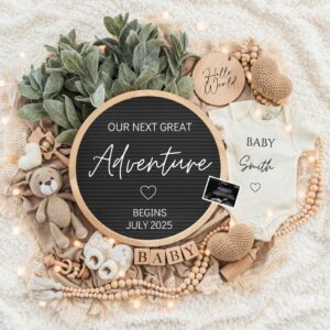 Digital Pregnancy Announcement / Pregnancy Reveal / Social Media / Gender Neutral / Facebook / Instagram / Boho / Person