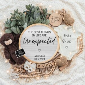 Digital Pregnancy Announcement / Pregnancy Reveal / Social Media / Gender Neutral / Facebook / Instagram / Boho / Person