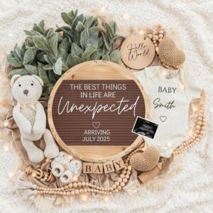 Digital Pregnancy Announcement / Pregnancy Reveal / Social Media / Gender Neutral / Facebook / Instagram / Boho / Person