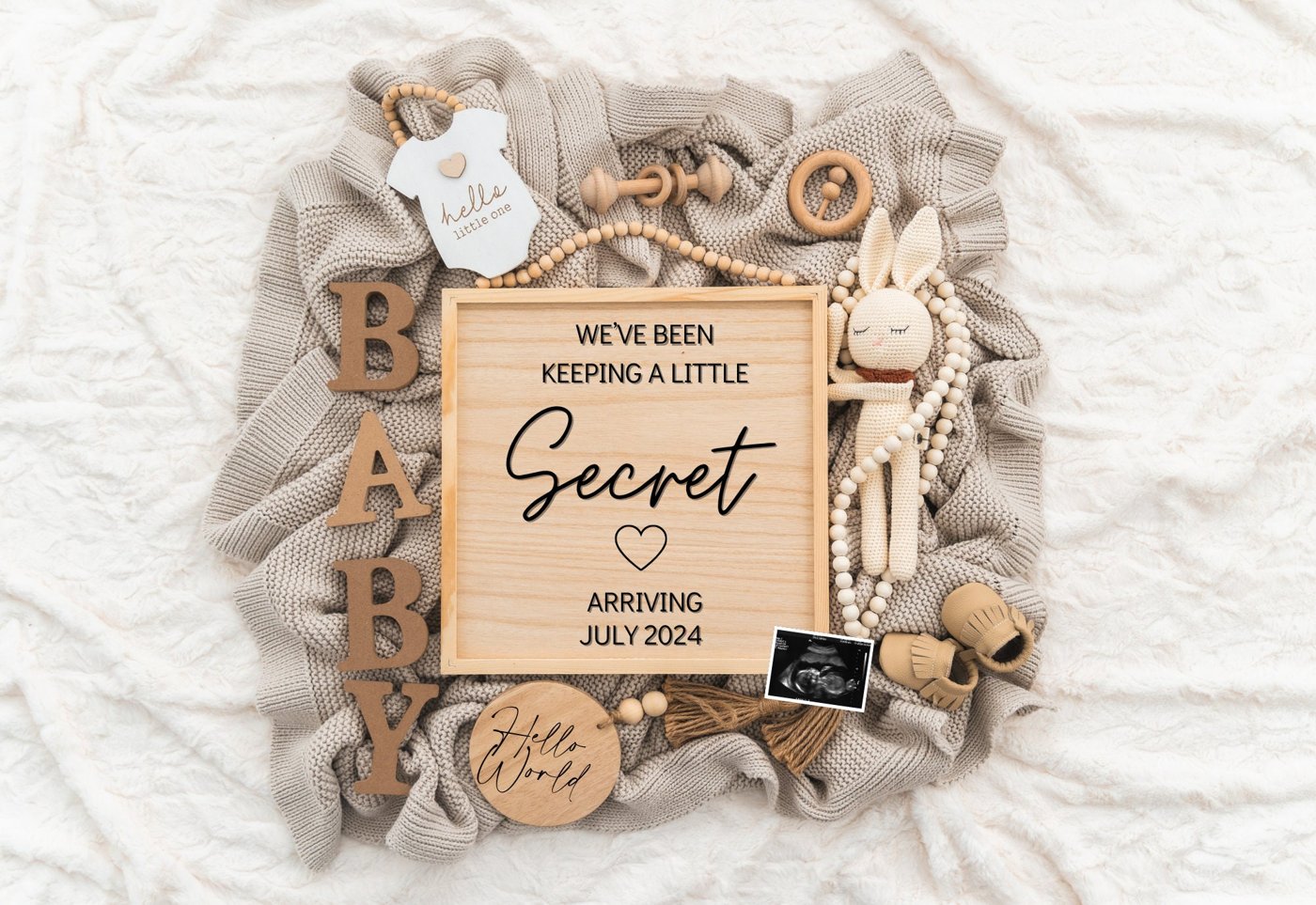 Digital Pregnancy Announcement / Pregnancy Reveal / Social Media / Gender Neutral / Facebook / Instagram / Boho / Person