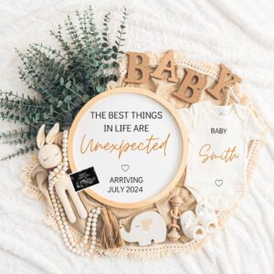 Digital Pregnancy Announcement / Pregnancy Reveal / Social Media / Gender Neutral / Facebook / Instagram / Boho / Person