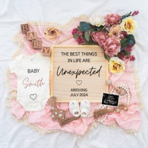 Girl Pregnancy Announcement Digital Baby Announcement Girl Gender Reveal Social Media Reveal Editable Template Its a Gir